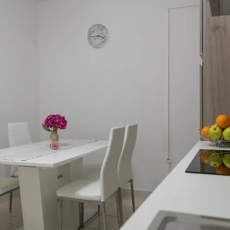 Apartman Ruza Podgora Exterior photo